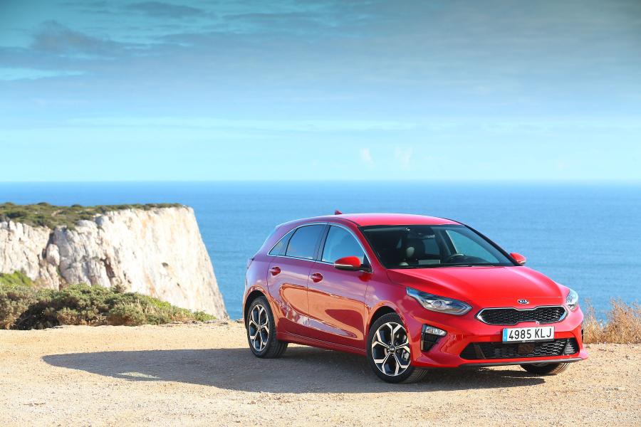  Kia Ceed 2018 года  (WW) (фото 22 из 40)